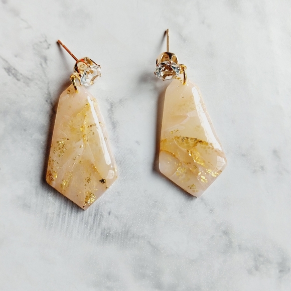 OpalGlaze Quartz Clay Blush Pink Gold Hand crafted Earrings. - Picture 3 of 3
